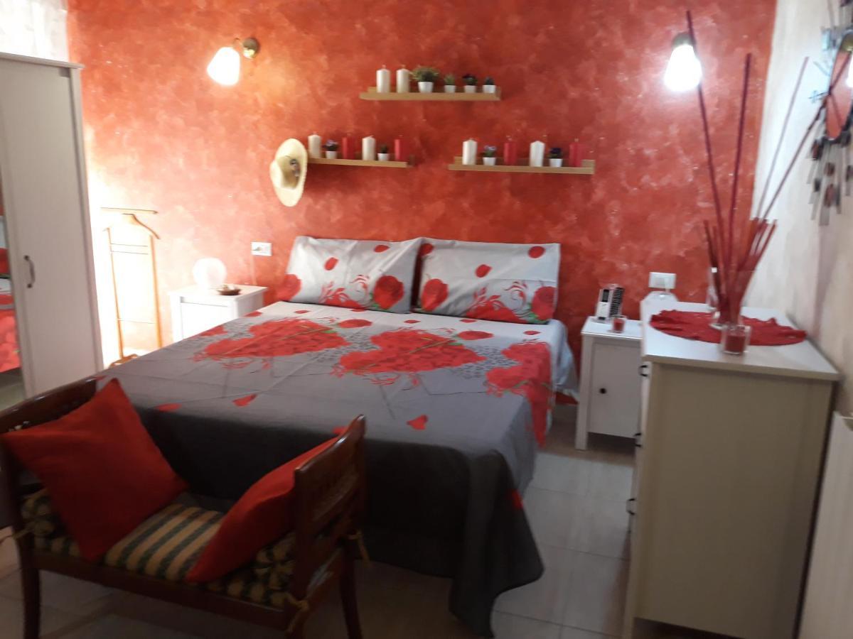 Suites Rome เปสการา ภายนอก รูปภาพ