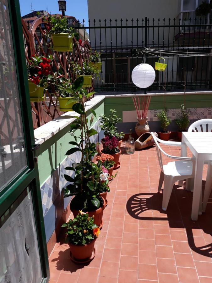 Suites Rome เปสการา ภายนอก รูปภาพ