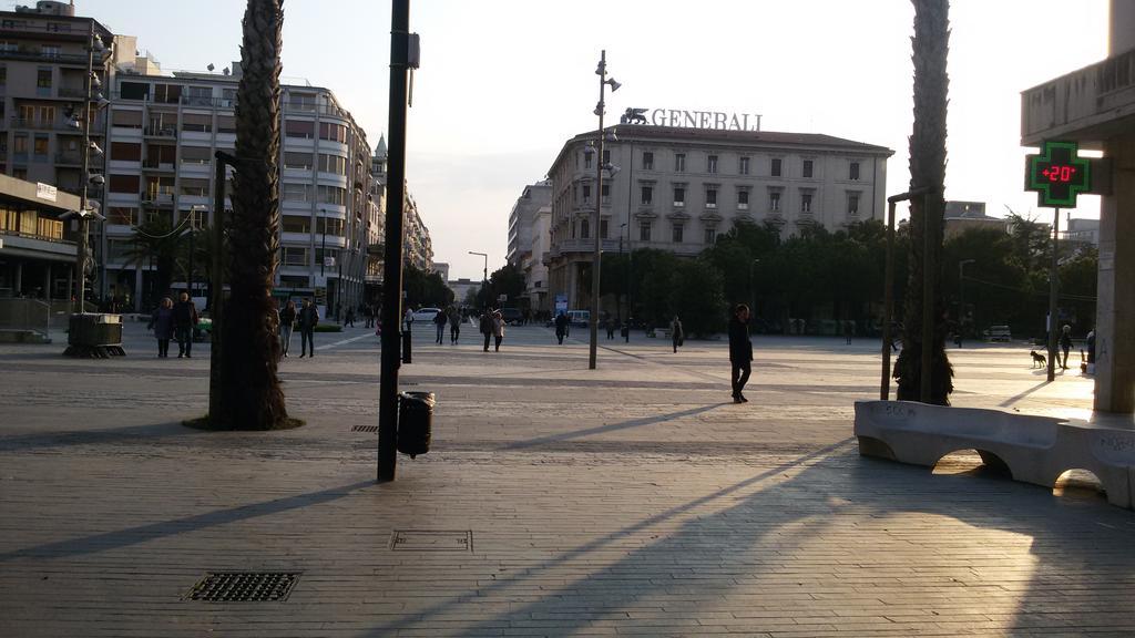 Suites Rome เปสการา ภายนอก รูปภาพ