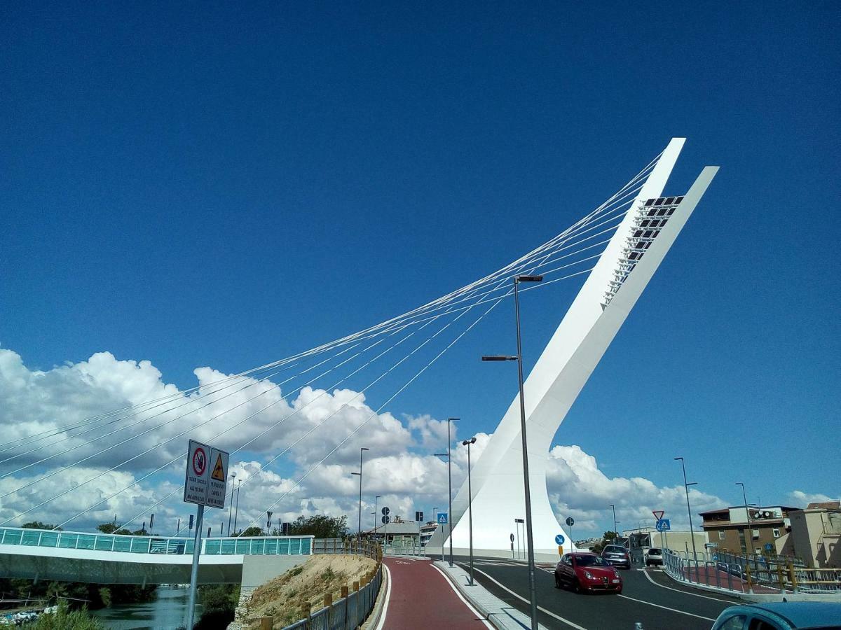 Suites Rome เปสการา ภายนอก รูปภาพ